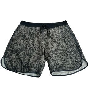 tactics mens gray black board shorts Size 36